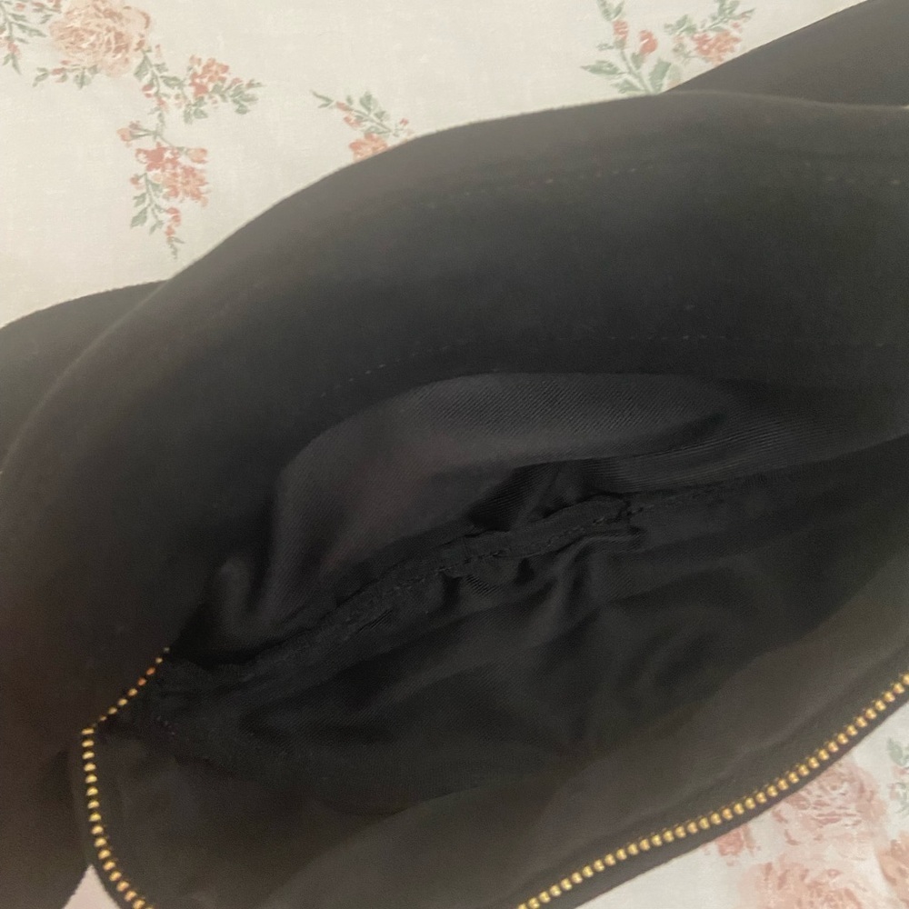 SMALL SUEDE BLACK WAIST POUCH - Picture 4 of 7